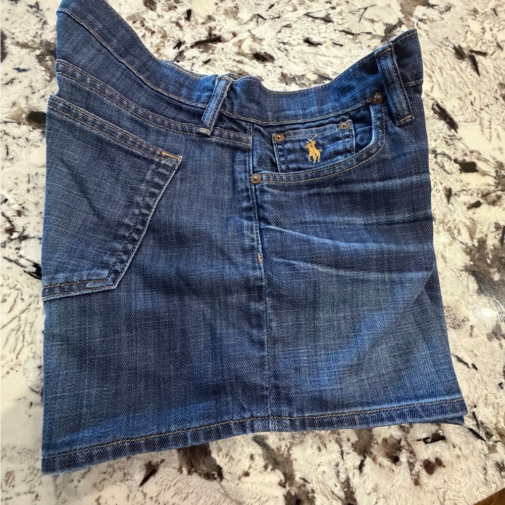 Ralph Lauren Women's Vintage Classic Denim Shorts with signature Gold Stitching - Picture 2 of 5